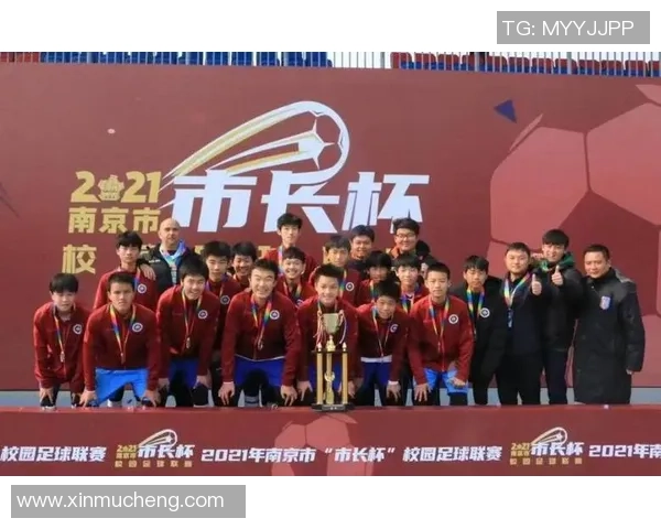 南京足球队速度之争引发热议球迷与专家各执己见